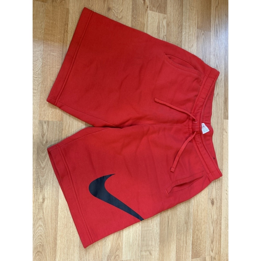 Nike Sportswear Swoosh Fleece Shorts Red Black AR3161-657 Womens Small